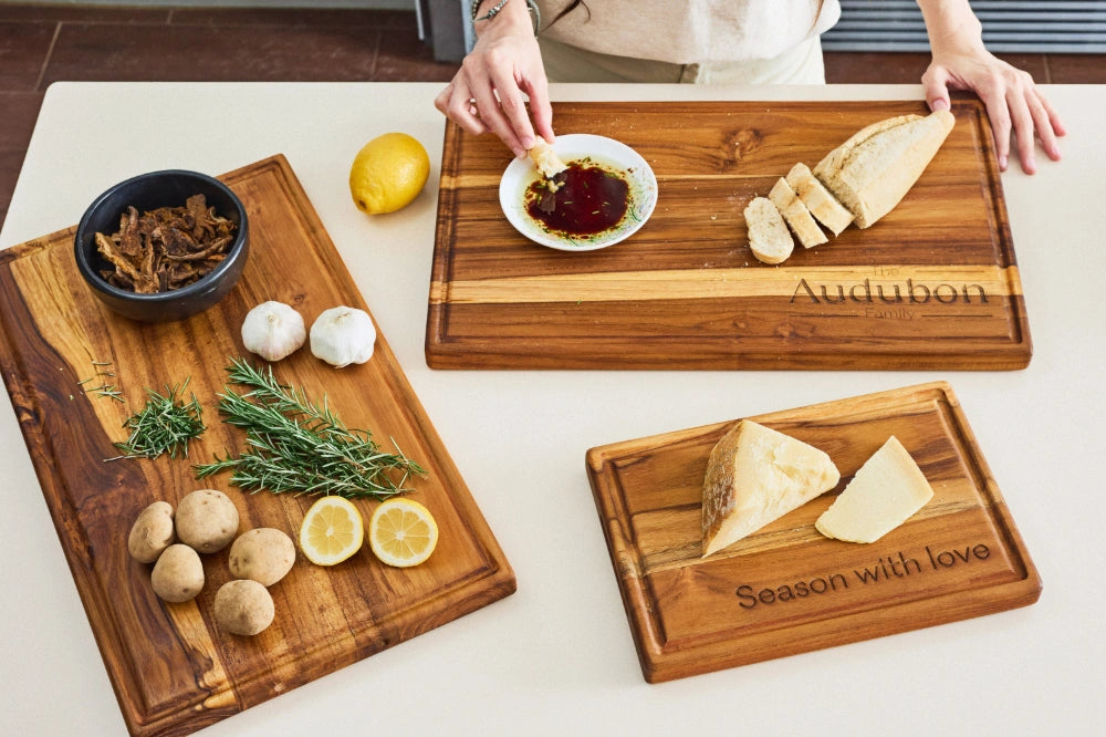 PREMIUM Reversible Cutting Board – Kitchen Essential